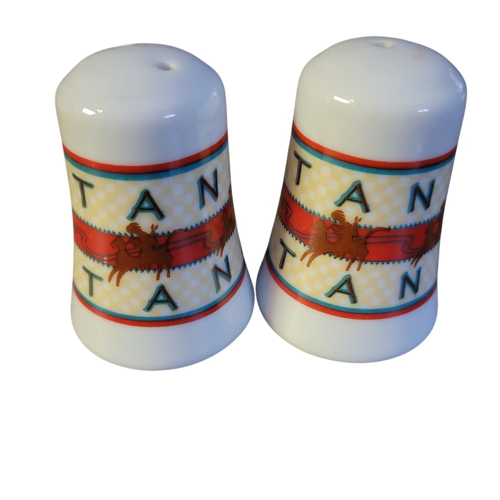 Vintage Montana Souvenir Salt and Pepper Shakers‎ Ceramic Cowboy Western Decor